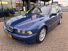 BMW 5-serie Touring - 520i / Half leder / Trekhaak