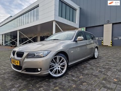 BMW 3-serie Touring - 318i Corporate Lease Luxury Line NAVI LEDER PSENSOR CRUISE 2 X SLEUTELS