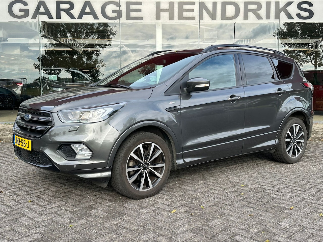 Ford Kuga - 1.5 150pk ST Line | Trekhaak 200kg | Navi | Climate | Cruise Control | Quick De-Frost | oc - AutoWereld.nl
