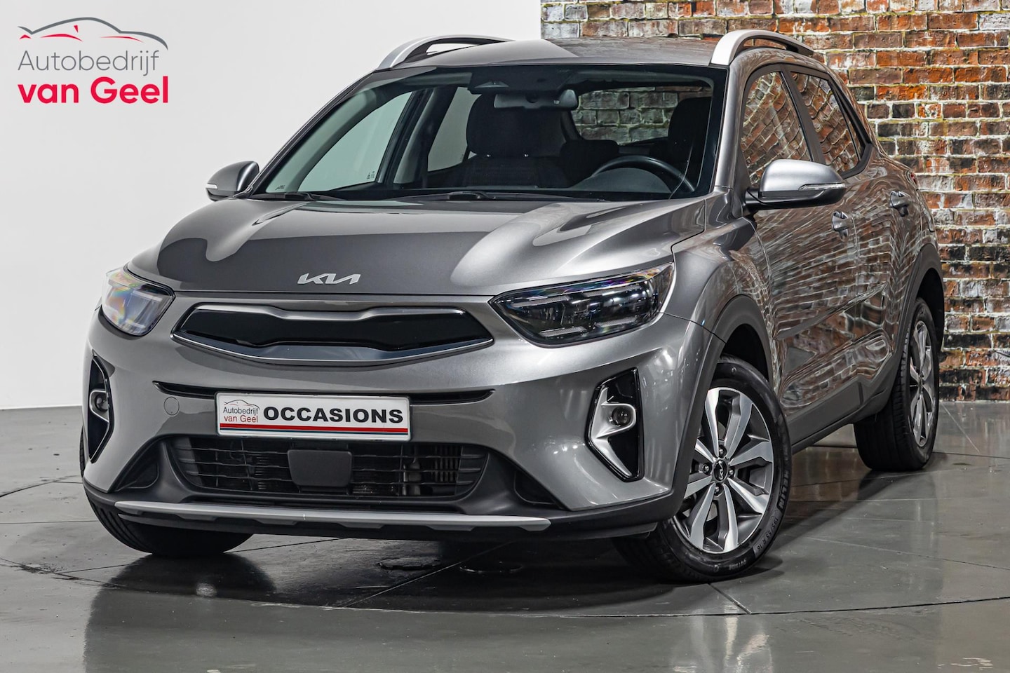 Kia Stonic - 1.0 T-GDi MHEV DynamicPlusLine I Achteruitrij camera I Trekhaak - AutoWereld.nl