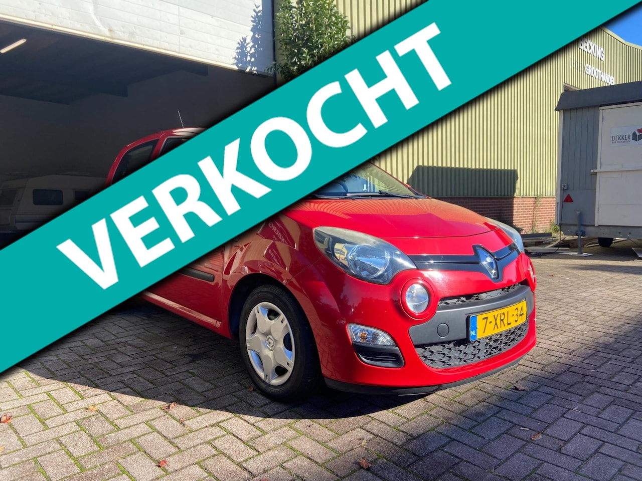 Renault Twingo - 1.2 16V Parisienne Inruildeal / Handel - AutoWereld.nl