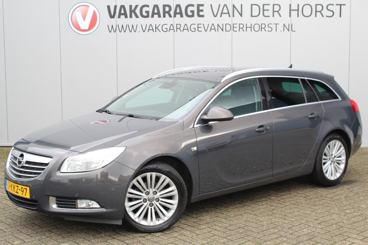 Opel Insignia Sports Tourer - 1.4-140pk Turbo EcoFLEX Design Edition. Fijne, ruime, zeer nette en goed onderhouden gezin - AutoWereld.nl