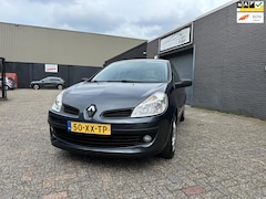 Renault Clio - 1.2-16V Business Line Airco Elek. Pakket LM-Wielen Trekhaak APK NAP