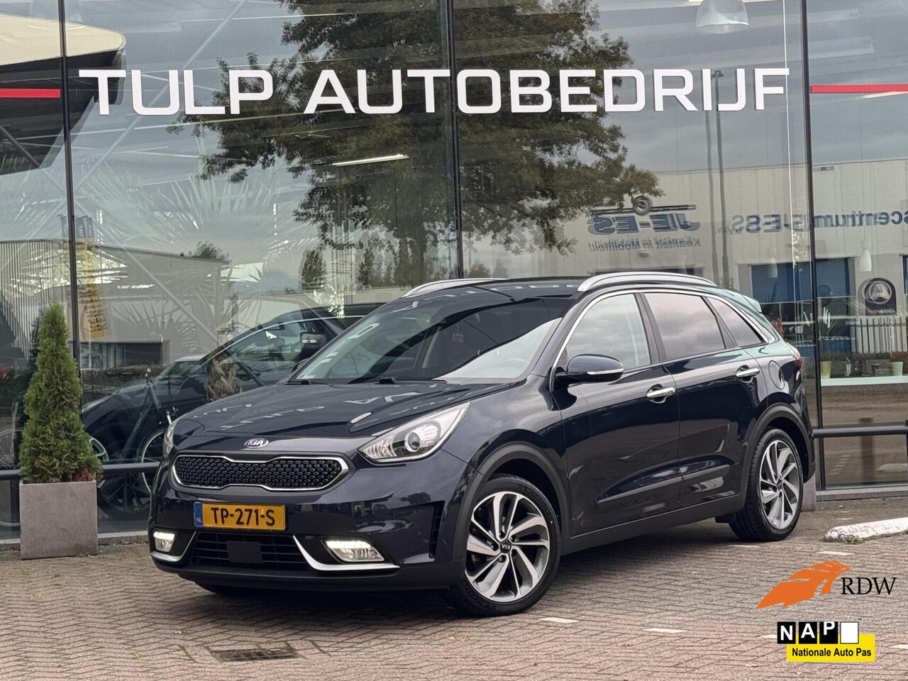 Kia Niro - 1.6 GDi Hybrid ExecutiveLine Luxe 2018 Leder Navi - AutoWereld.nl