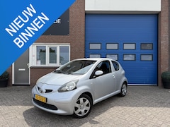 Toyota Aygo - 1.0-12V Access Airco | Apple CarPlay | Android Auto | Bluetooth | APK t/m 02/2026 | Zeer z