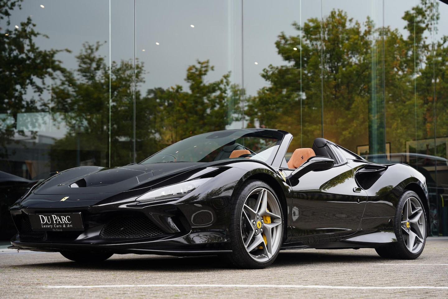 Ferrari F8 Spider - 3.9 V8 HELE Cuoio Interior 18 D.Km - AutoWereld.nl