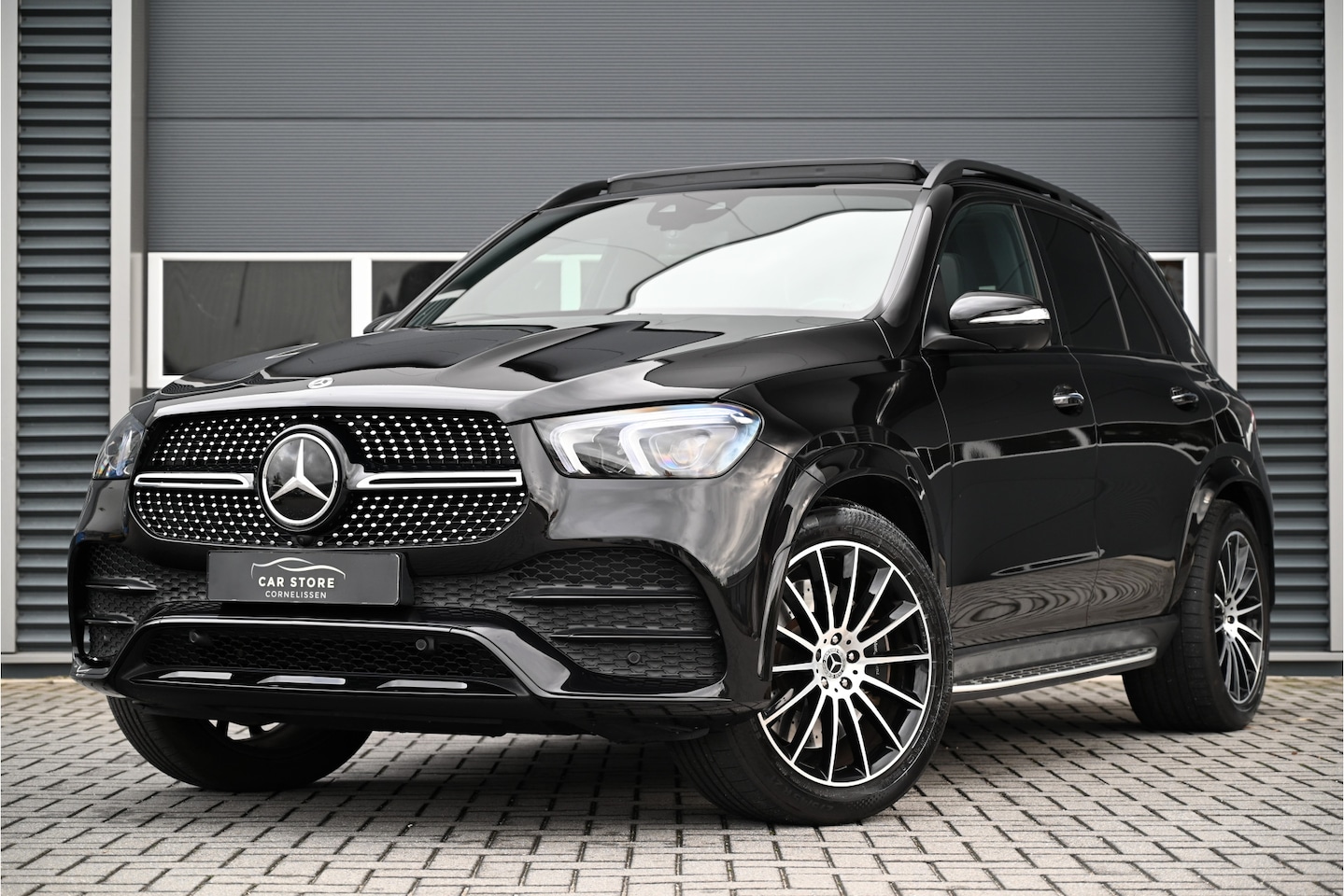 Mercedes-Benz GLE-Klasse - 350 e 4MATIC AMG / PANO / NIGHT / BURMESTER / 360 CAMERA / FABRIEKSGARANTIE / NL AUTO / 1E - AutoWereld.nl