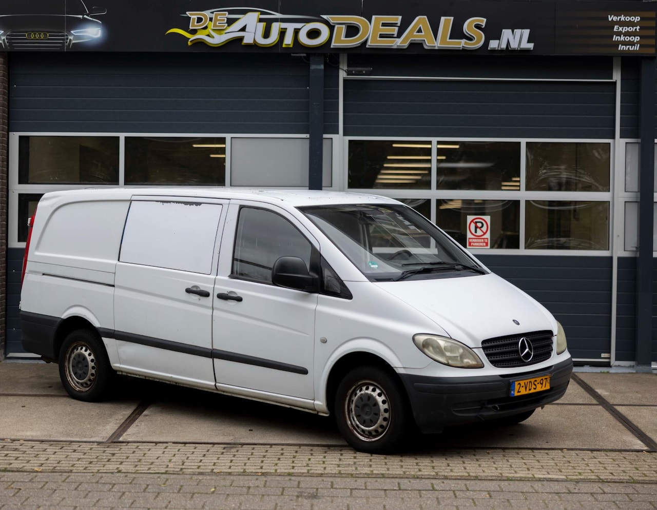 Mercedes-Benz Vito - 109 CDI 320 Lang DC Amigo standaard ENKELCABINE - AutoWereld.nl