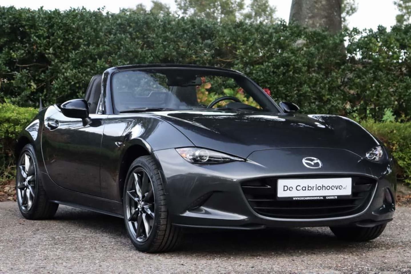 Mazda MX-5 - ND 2.0l SkyActiv-G 184 TS+ Machine Grey Metallic - AutoWereld.nl