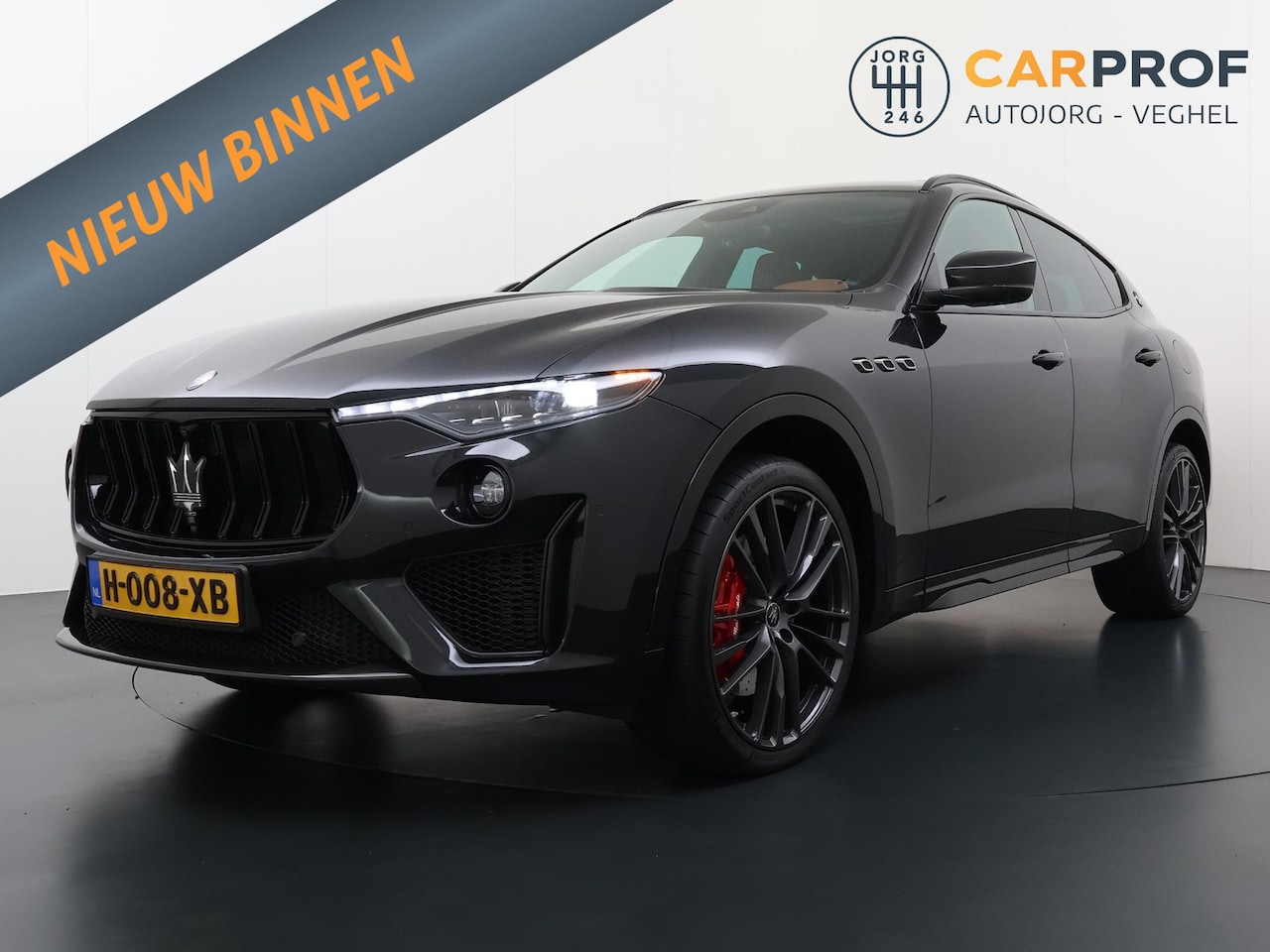 Maserati Levante - 3.8 V8 Launch Edition 589 K !!  |  Panoramadak |  1e eigenaar | NL Auto - AutoWereld.nl