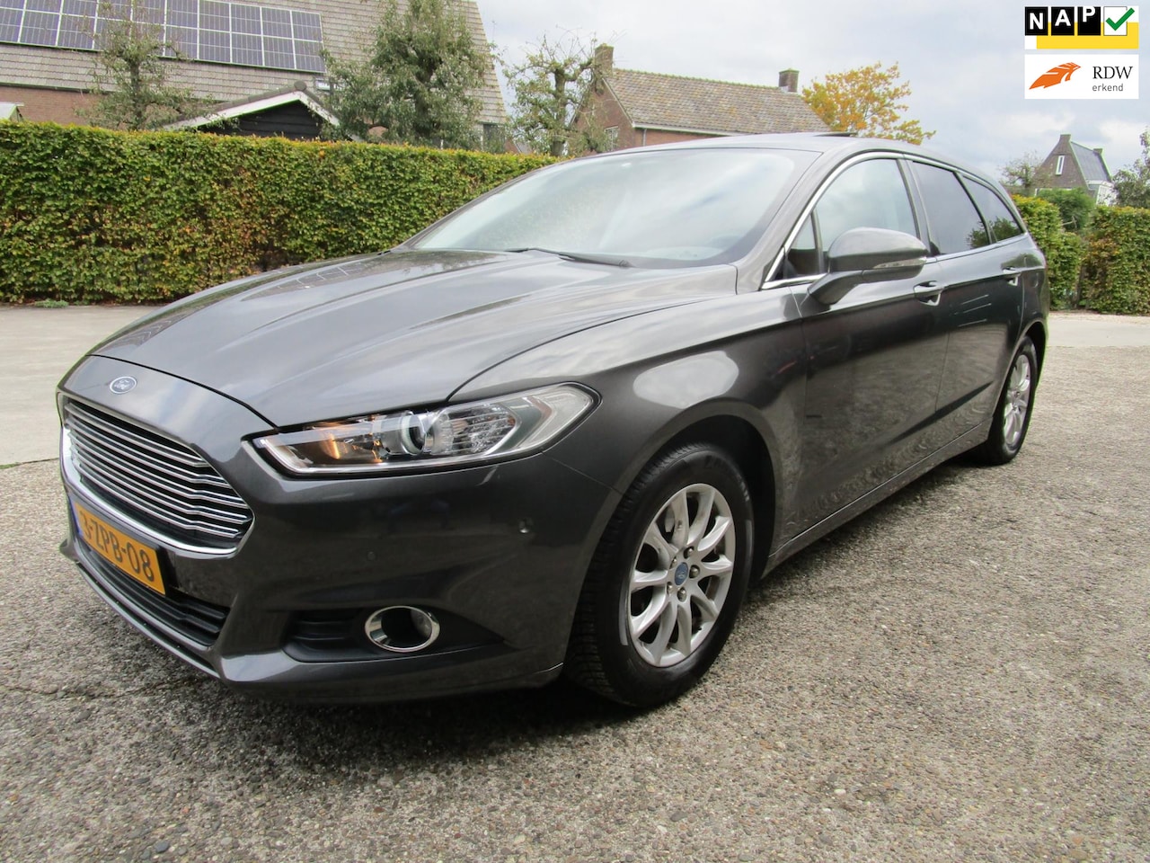 Ford Mondeo Wagon - 1.5 Trend pano,clima trekhaak, lm, mooi - AutoWereld.nl