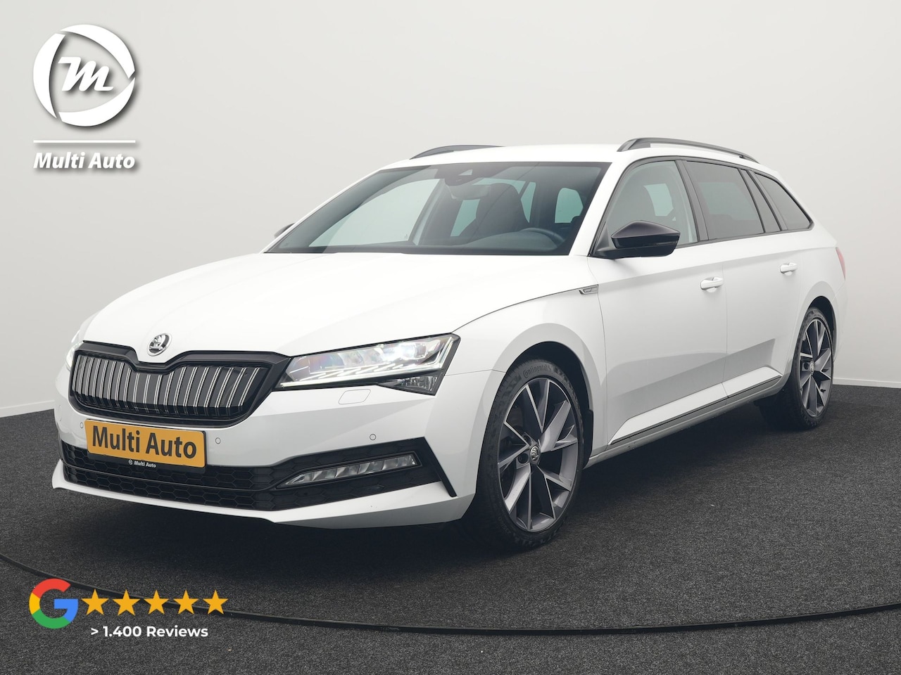 Skoda Superb Combi - 1.4 TSI iV Sportline Business Plug In Hybrid 218pk Dealer O.H PHEV | Trekhaak Af Fabriek | - AutoWereld.nl