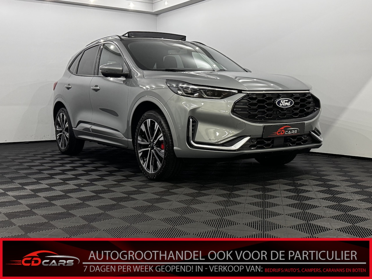 Ford Kuga - 2.5 PHEV ST-Line X Plug-in Pano, 360 Camera, B&O, Winterpakket, Half leder, Trekhaak, Crui - AutoWereld.nl