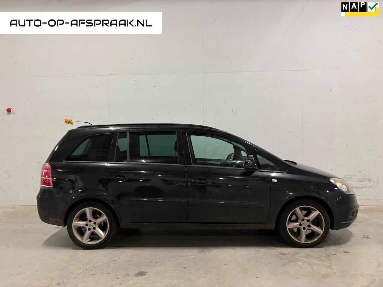 Opel Zafira - 2.2 Temptation 7p. Airco Trekhaak Cruise C. APK NAP - AutoWereld.nl
