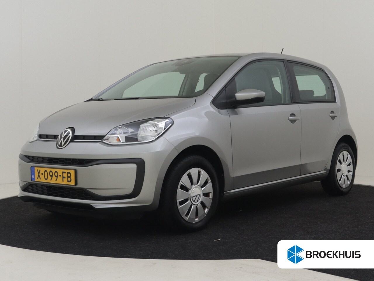 Volkswagen Up! - 1.0 Automatische Airco l Parkeersensoren l Camera l Cruise Control l Elektrische ramen l M - AutoWereld.nl