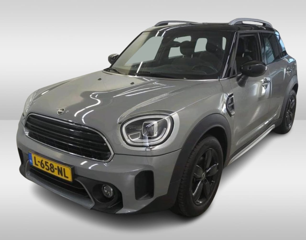 MINI Countryman - Mini 1.5 Cooper Classic (136 PK) 1e-Eig. & Keurig-Onderh. BOVAG-Garantie. NL-Auto. - AutoWereld.nl