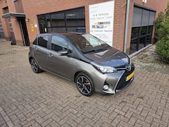 Toyota Yaris - 1.3 VVT-i Aspiration | Two-tone | Camera | Navi |