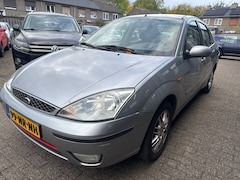 Ford Focus - 1.6-16V Ghia 1 JAAR APK