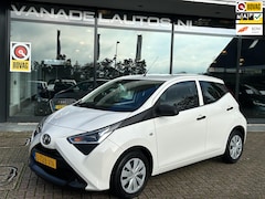 Toyota Aygo - 1.0 VVT-i x-fun 5 Deurs 1e Eig Airco Bluetooth DAB Audio NAP NL-Auto Dealeronderhouden