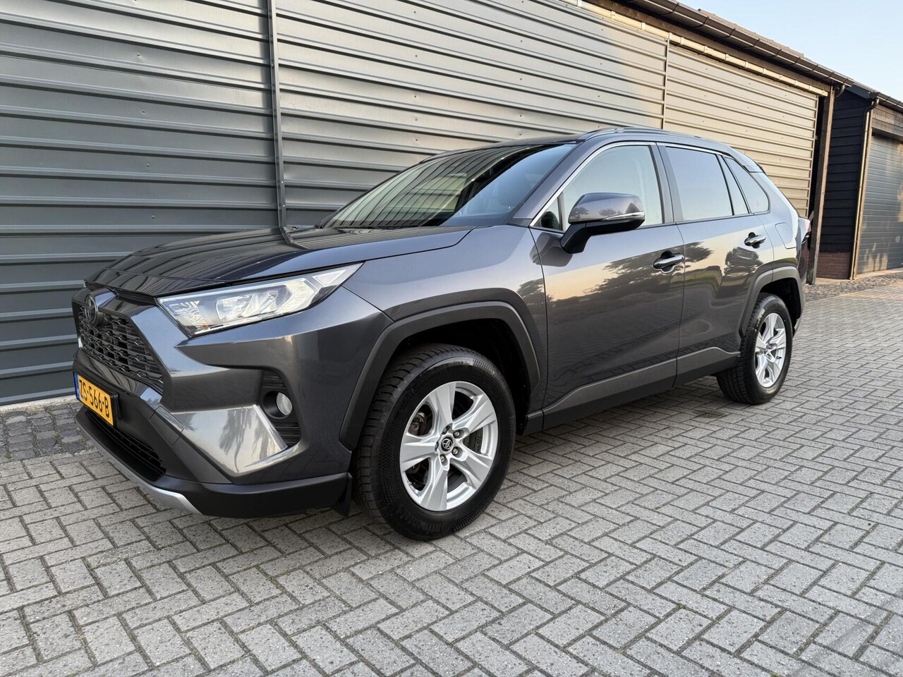 Toyota RAV4 - 2.0 VVT-iE Active Camera Clima Trekhaak 1500KG - AutoWereld.nl