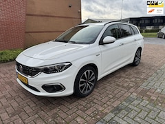 Fiat Tipo Stationwagon - 1.6 MultiJet 16v Business Lusso, Leder, Navi, Trekhaak,