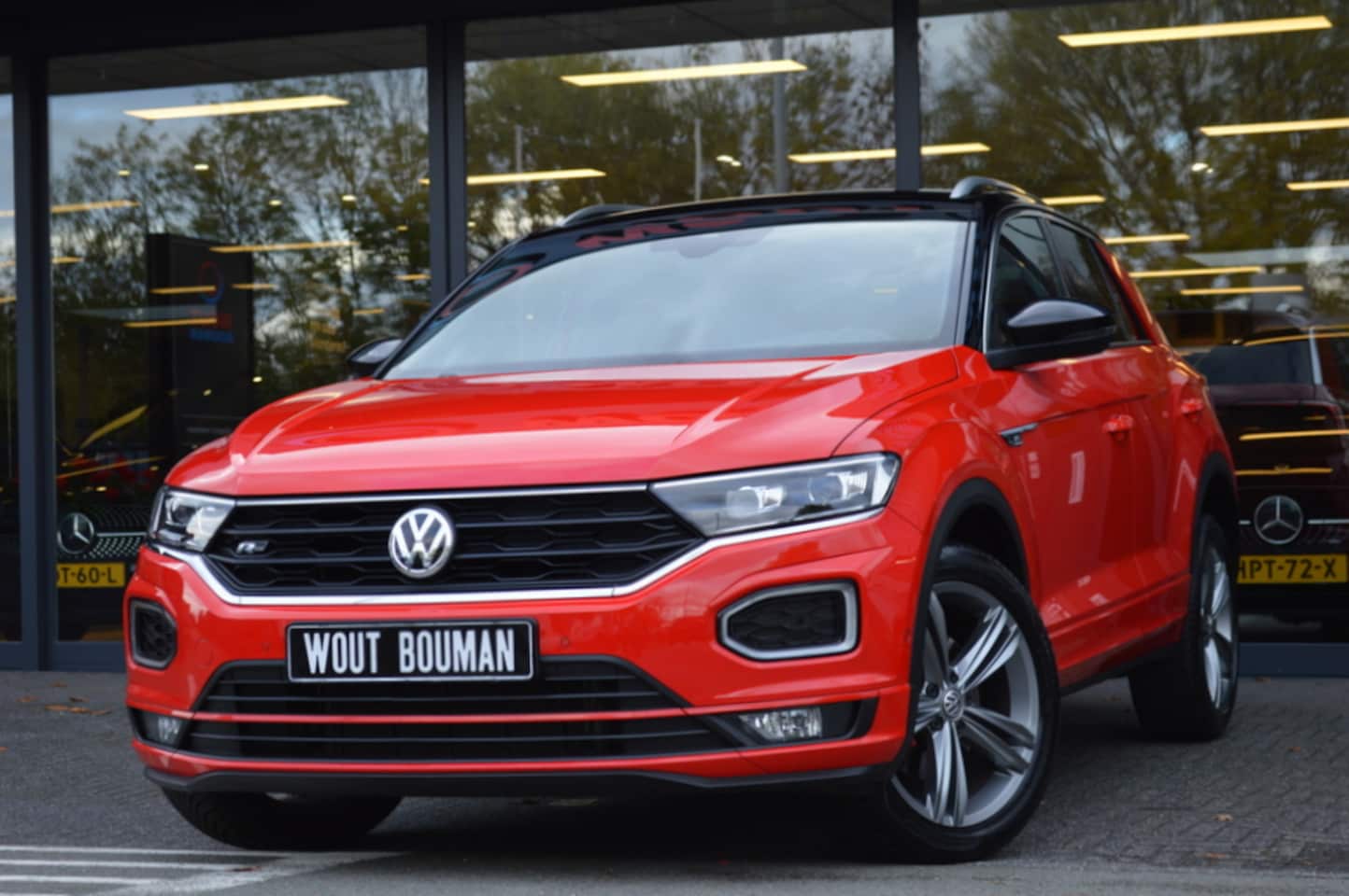 Volkswagen T-Roc - 1.5 TSI R-line DSG Led Navi Acc Virtual Camera Keyless Pdc - AutoWereld.nl