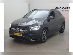 Mercedes-Benz GLA-Klasse - 180 Business Solution AMG | Panoramadak | Led | Clima |