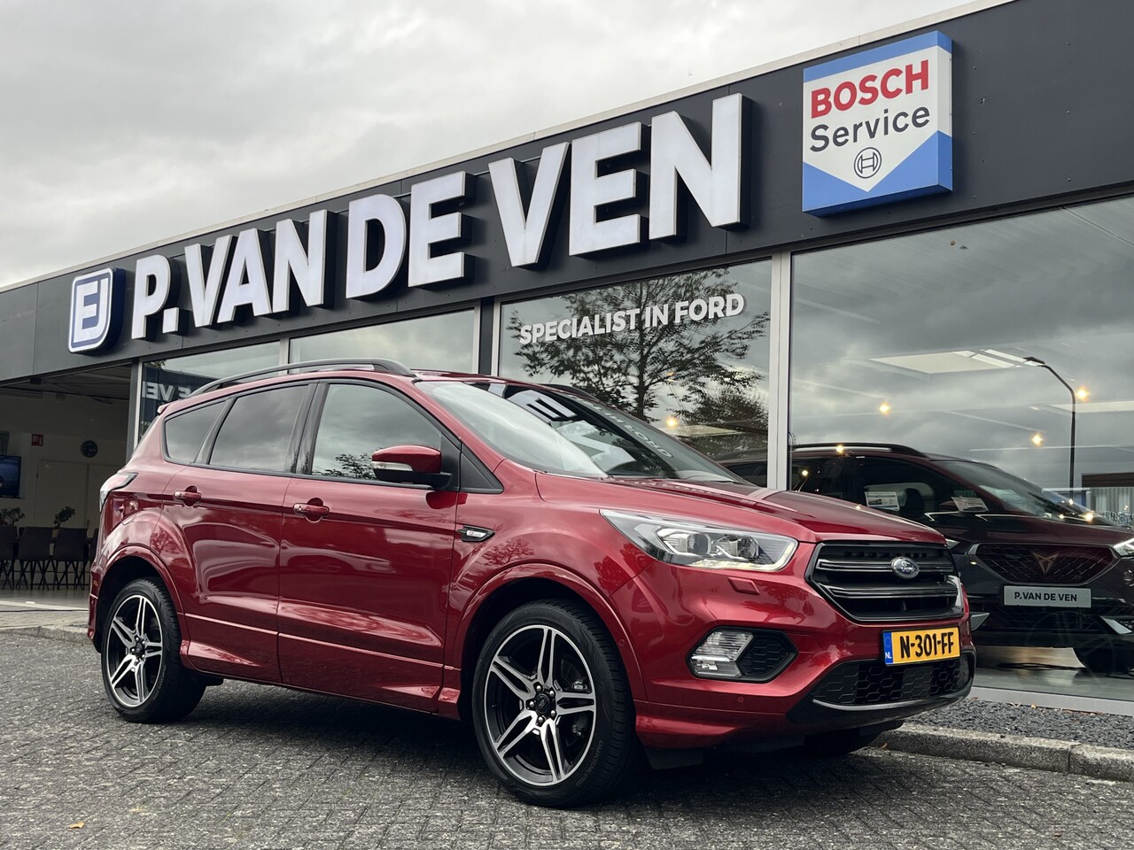 Ford Kuga - 1.5 EcoBoost ST Line 150pk/110kW 6-bak - AutoWereld.nl