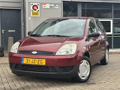 Ford Fiesta - 1.3 Core | Nieuwe APK | Inruilkoopje