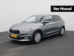 Skoda Fabia - 1.0 TSI Selection Metallic lak | Navigatie | Getint glas vanaf B-Style