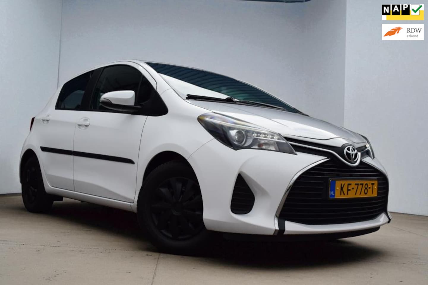 Toyota Yaris - 1.0 VVT-i Aspiration 1.0 VVT-i Aspiration, zeer net, goed onderhouden, Airco, Elek. pakket - AutoWereld.nl
