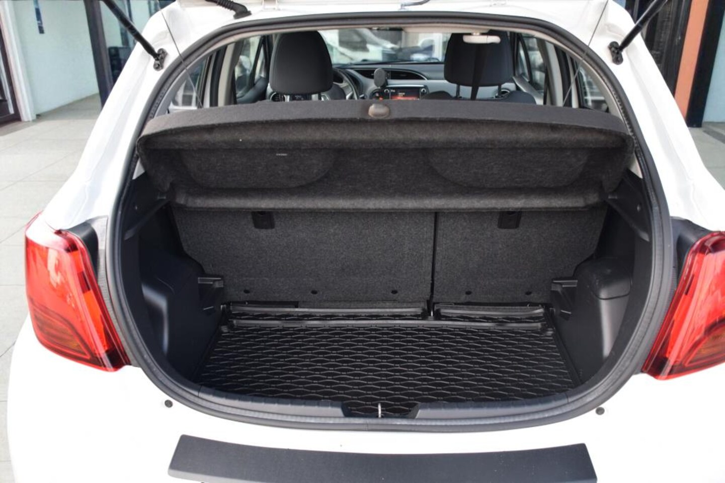 Toyota Yaris - 1.0 VVT-i Aspiration 1.0 VVT-i Aspiration, zeer net, goed onderhouden, Airco, Elek. pakket