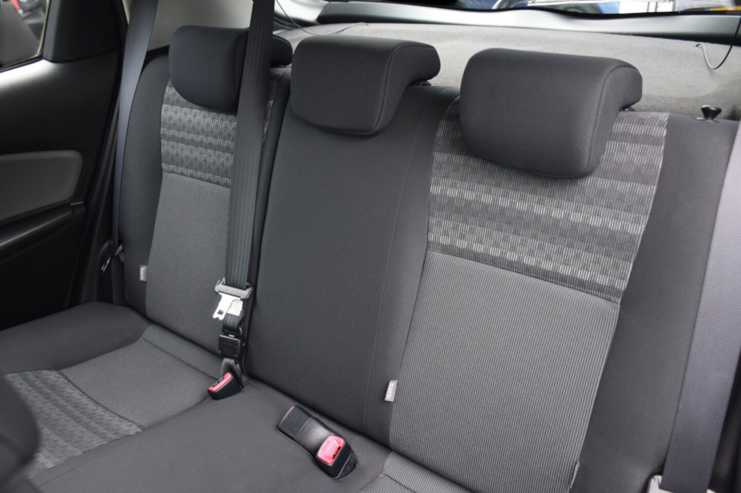 Toyota Yaris - 1.0 VVT-i Aspiration 1.0 VVT-i Aspiration, zeer net, goed onderhouden, Airco, Elek. pakket