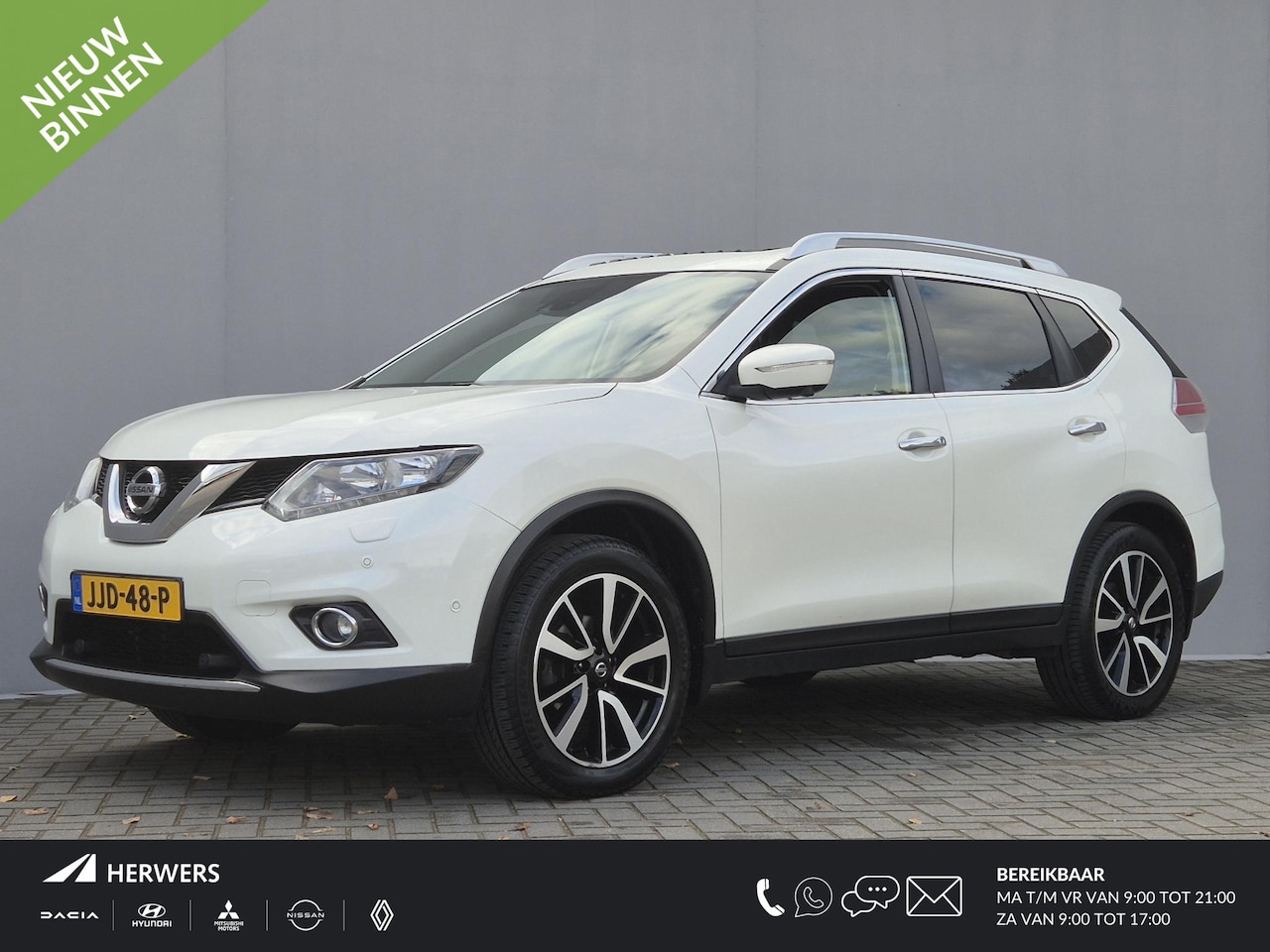 Nissan X-Trail - 1.6 DIG-T N-Connecta Handgeschakeld / Glazen schuif- en kanteldak / Trekhaak afneembaar / - AutoWereld.nl