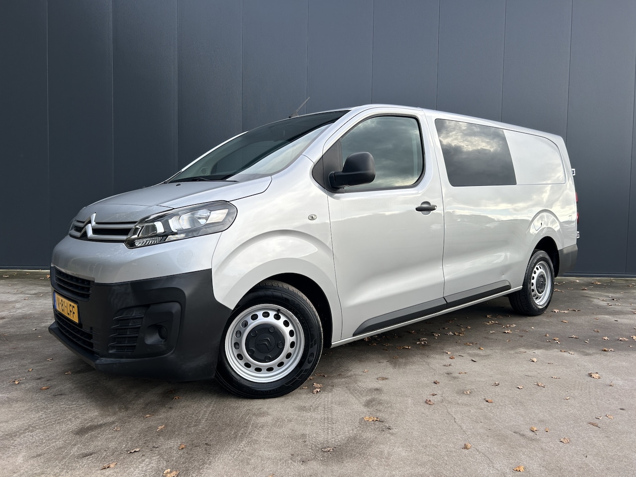 Citroën Jumpy - 2.0 BlueHDI XL DUBBEL CABINE 1e EIGENAAR TREKHAAK NAVI CRUISE ECC - AutoWereld.nl