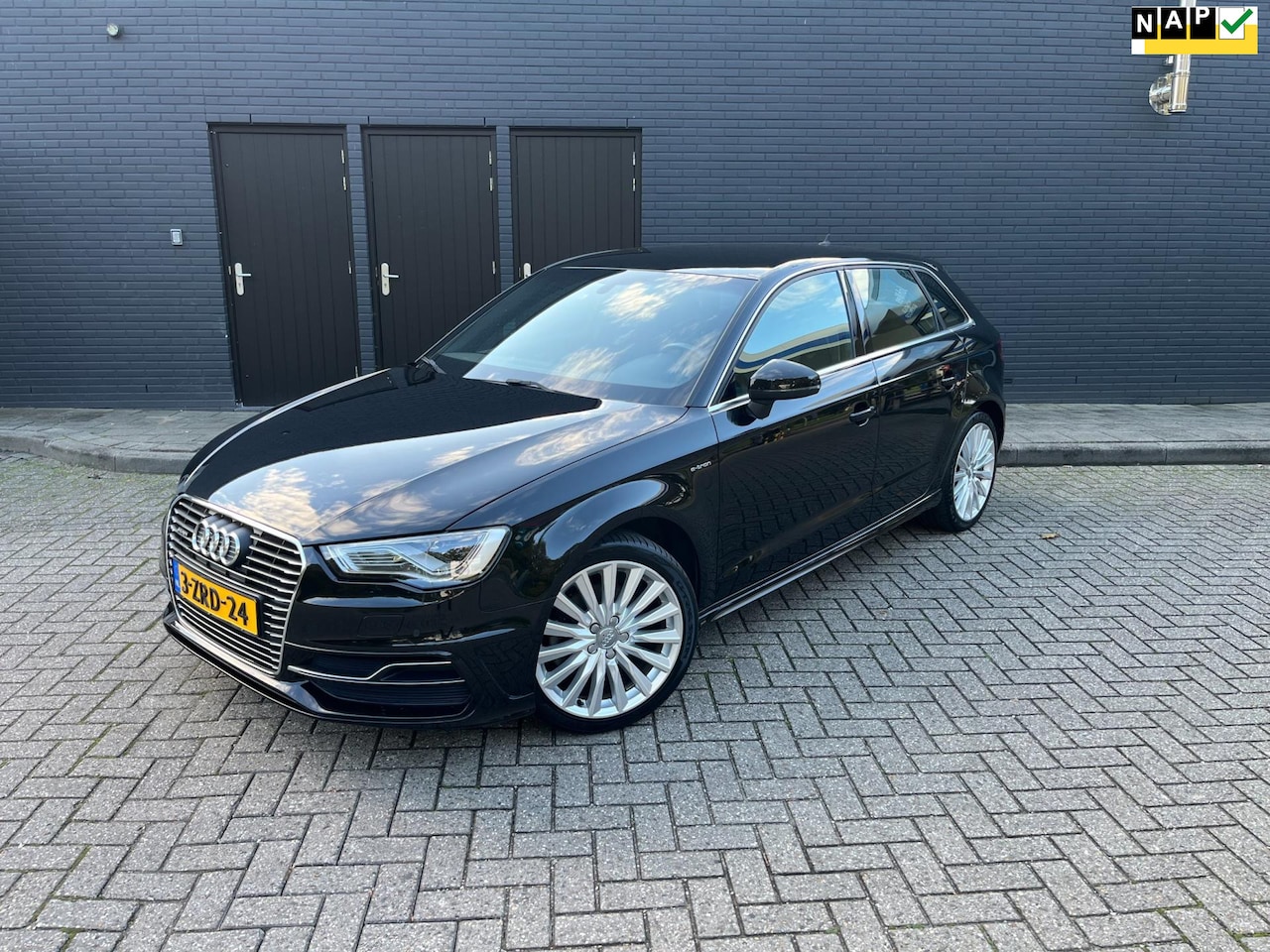 Audi A3 Sportback - 1.4 e-tron PHEV Ambition Pro Line plus 1.4 e-tron PHEV Ambition Pro Line plus - AutoWereld.nl