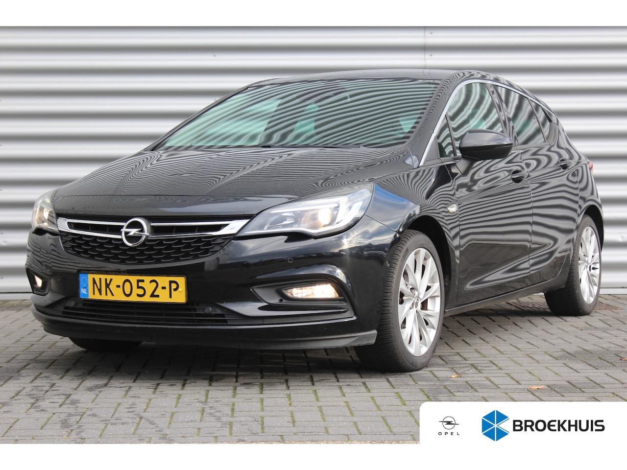 Opel Astra - 1.4 TURBO 150PK INNOVATION+ / NAVI / LEDER / CLIMA / AGR / PDC / 17" LMV / CAMERA / KEYLES - AutoWereld.nl