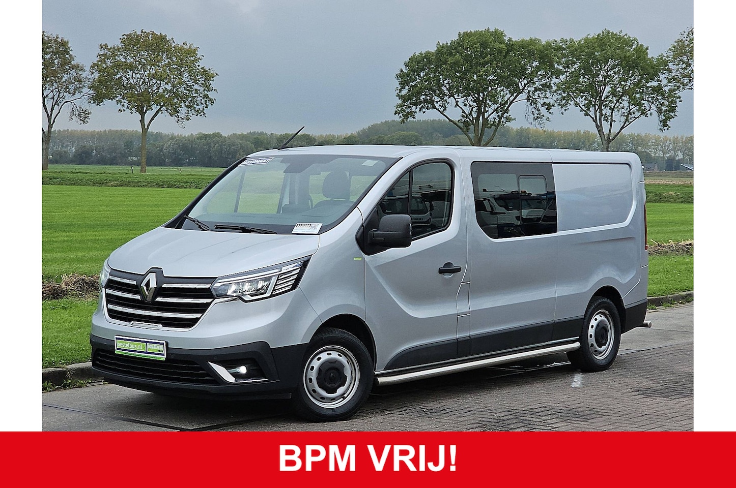 Renault Trafic - 2.0 dCi 150 T29 L2H1 DC Comfort Airco Automaat Navi Sidebars Euro6 150Pk NAP 1e Eigenaar! - AutoWereld.nl