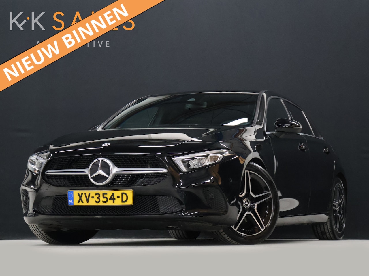 Mercedes-Benz A-klasse - 180 Sport [DIGITAL DASHBOARD, CAMERA, HALF LEDER, STOELVERWARMING, PDC V+A, BLUETOOTH, CRU - AutoWereld.nl