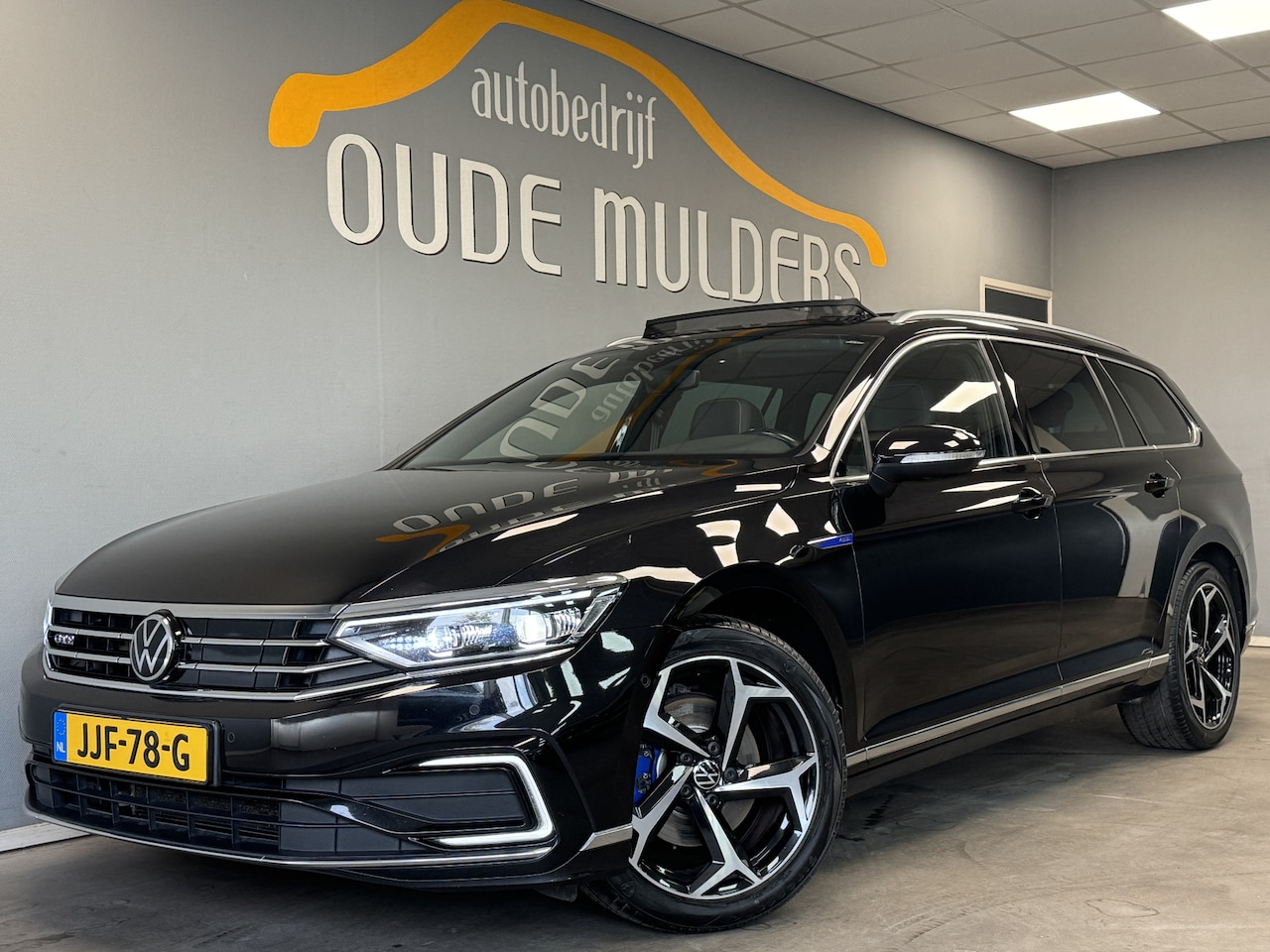 Volkswagen Passat Variant - 1.4 GTE Panoramdak/Camera/Memory - AutoWereld.nl