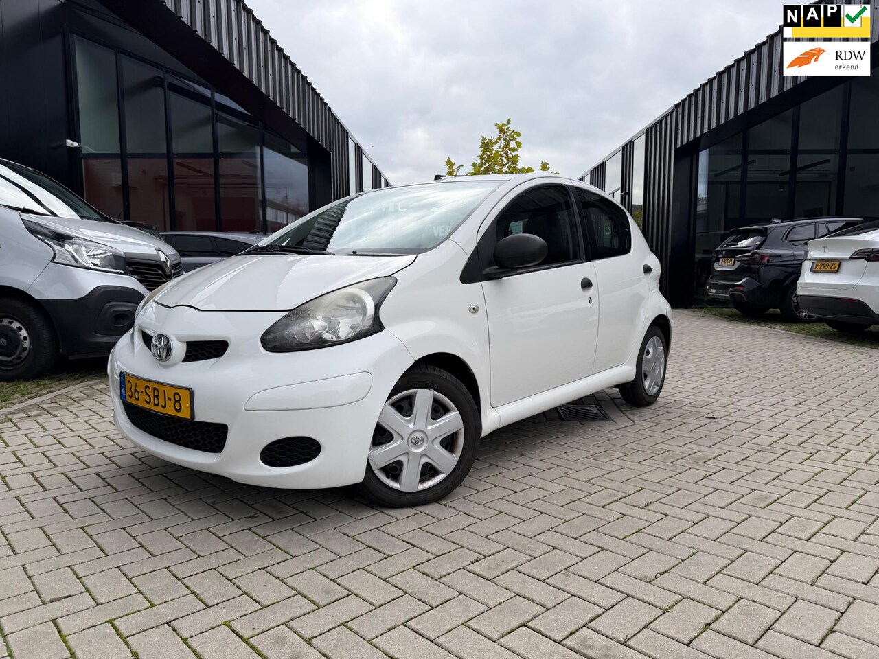 Toyota Aygo - 1.0-12V Now Airco Elek pakket NL Auto NAP - AutoWereld.nl