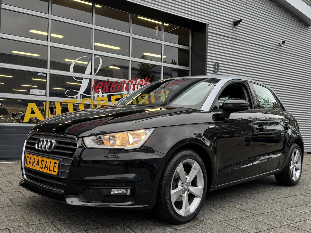 Audi A1 Sportback - 1.0 TFSI Sport - Airco I Sport interieur & velgen I PDC I Veiligheid pakket I Dealer onder - AutoWereld.nl