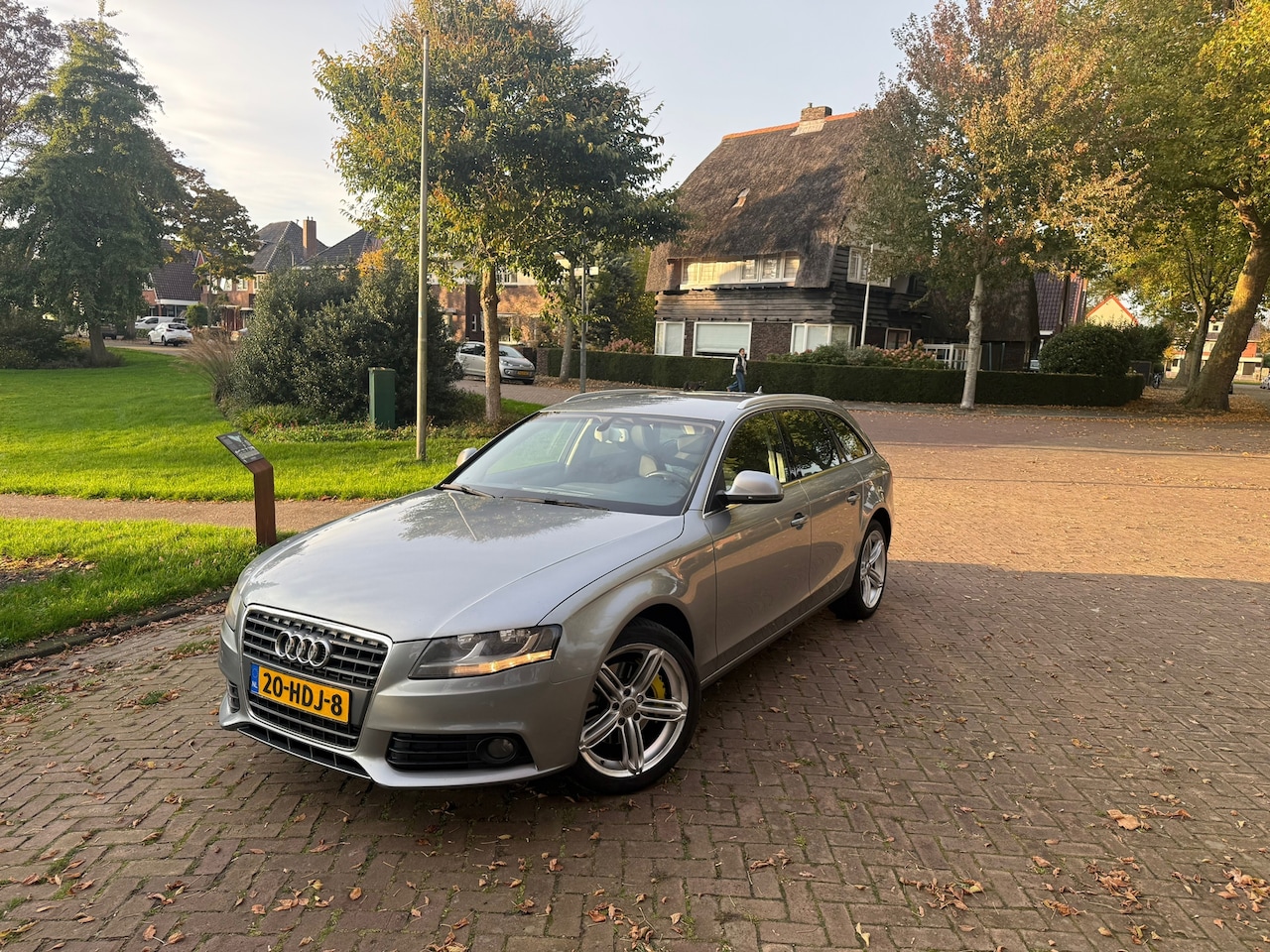 Audi A4 Avant - 1.8 TFSI Pro Line Business | Clima | Cruise | Trekhaak | Sport - AutoWereld.nl