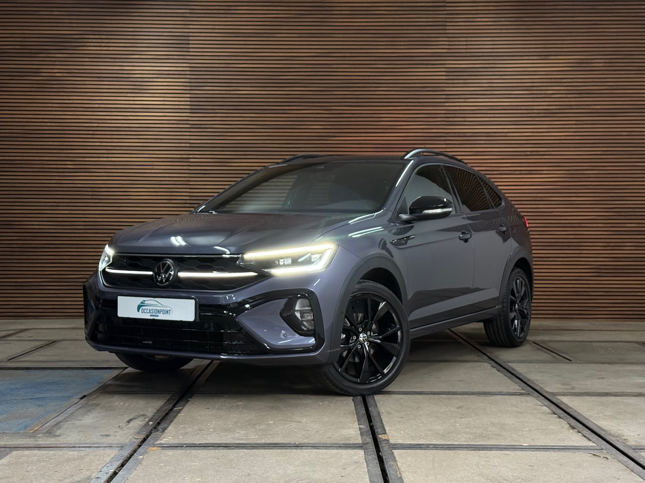 Volkswagen Taigo - 1.0 TSI R-Line | Adaptive Cruise | IQ.Light | Navigatie | 18' inch | Camera | Virtual Cock - AutoWereld.nl