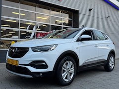 Opel Grandland X - 1.2 Turbo Business Elegance - Navigatie I Airco I Sport velgen I Achteruitrij camera I PDC