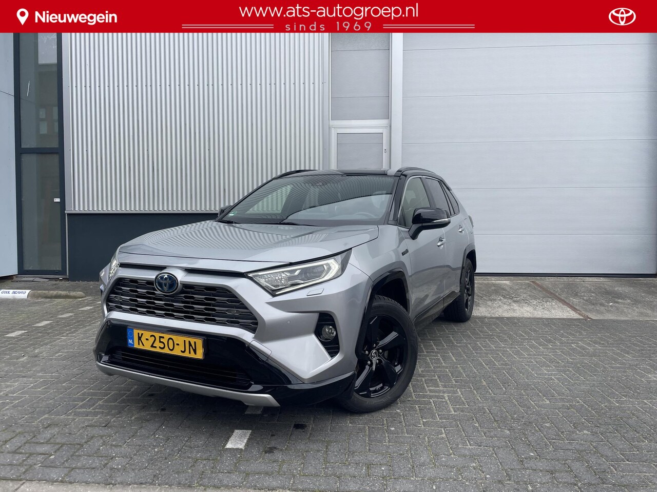 Toyota RAV4 - 2.5 Hybrid AWD Bi-Tone | 71.000 KM | Trekhaak | 1650 KG Trekgewicht - AutoWereld.nl