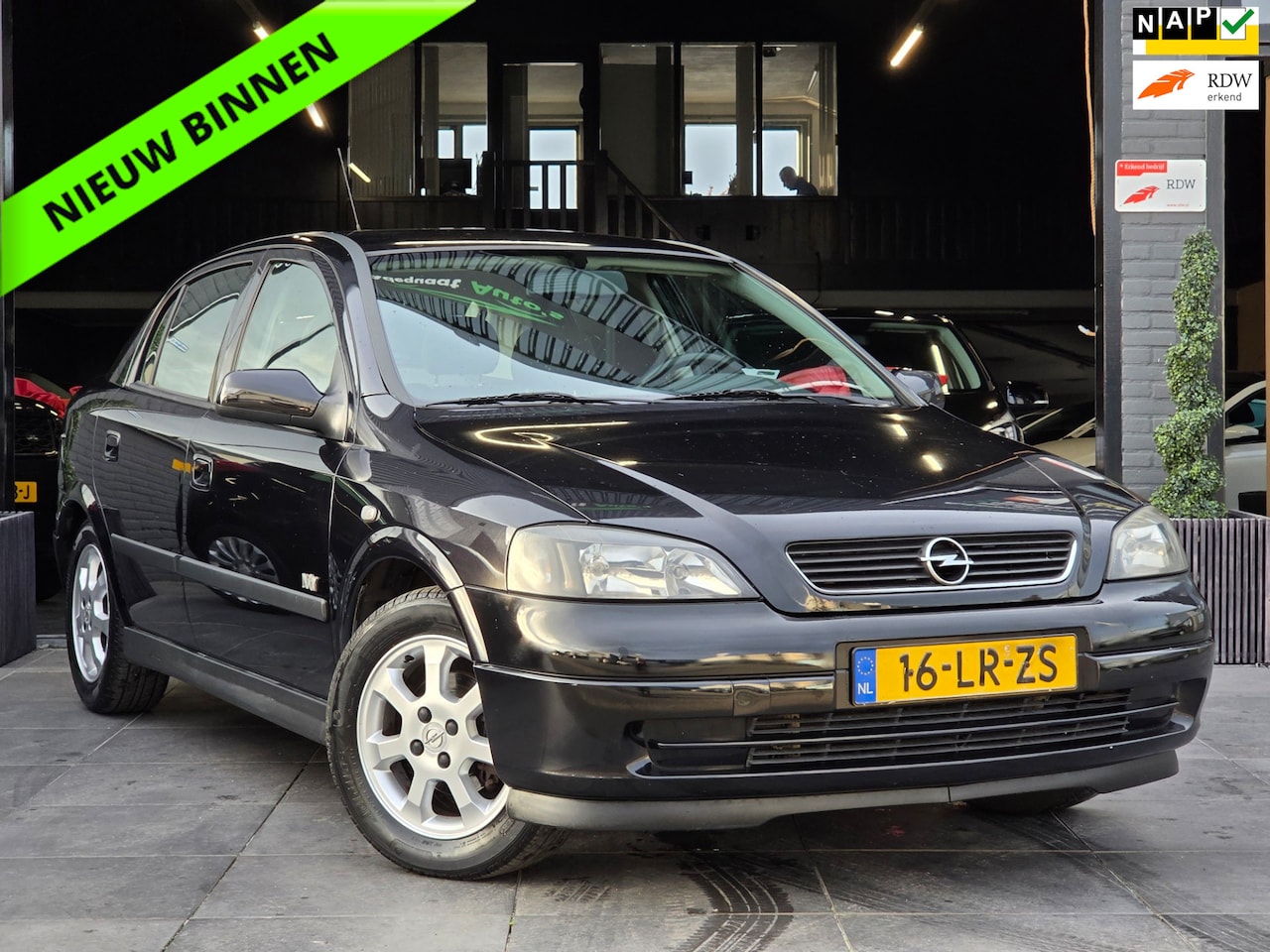 Opel Astra - 1.6 Njoy|Airco|El Pakket|Trekhaak|NAP|APK| - AutoWereld.nl