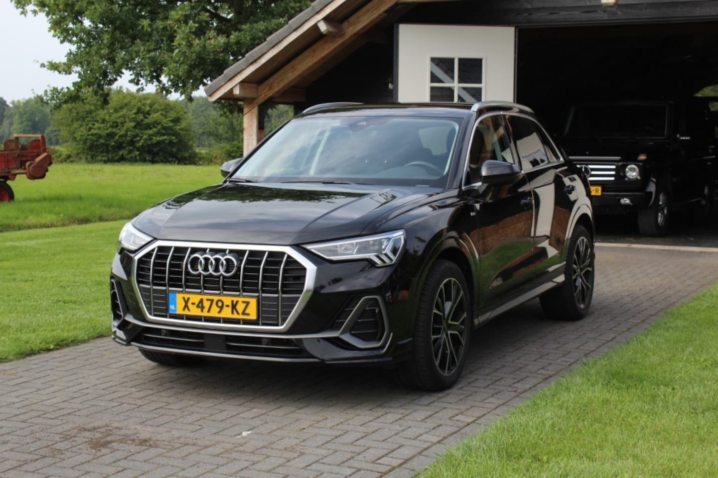 Audi Q3 - S-line nieuwstaat incl btw - AutoWereld.nl