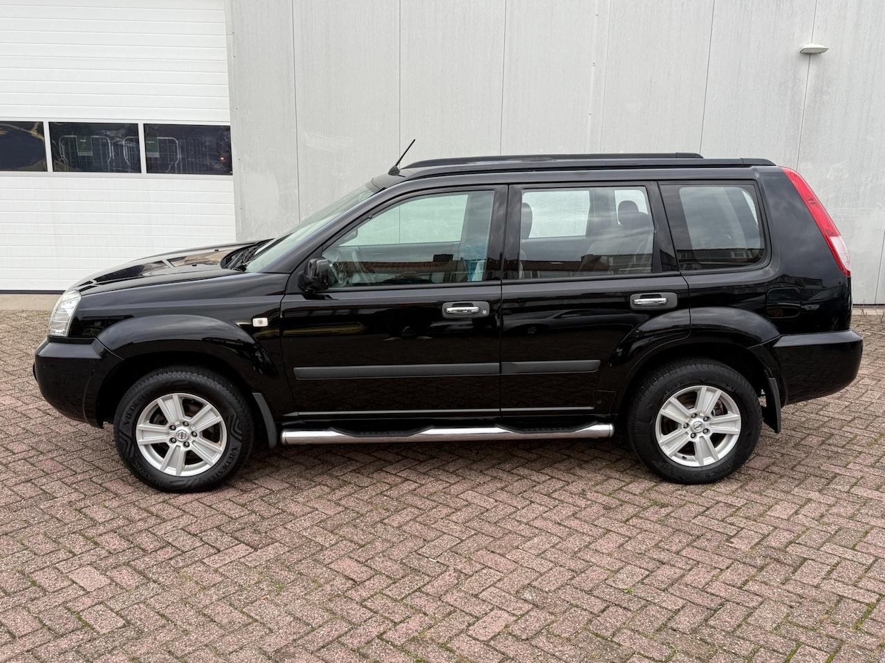 Nissan X-Trail - 2.0 Comfort 2wd 2.0 Comfort 2wd - AutoWereld.nl