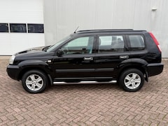 Nissan X-Trail - 2.0 Comfort 2wd